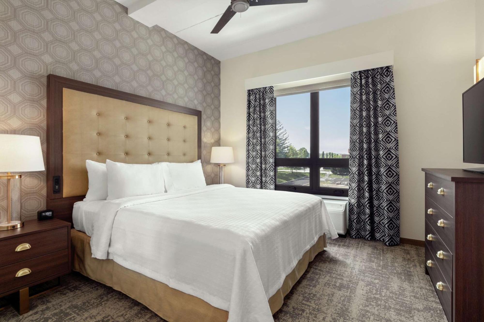 Homewood Suites By Hilton Horsham Willow Grove Exterior photo